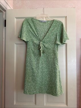 Green Zara Floral Dress for Sale up to 90% Off: Poshmark Green Zara Floral Dress for Sale up to 90% Off: Poshmark